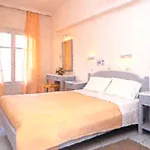 Hotel King Thiras 2*