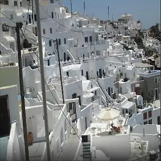 Отель King Thiras 2*