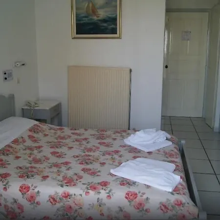 King Thiras Hotel 2*