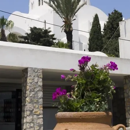 King Thiras Hotel